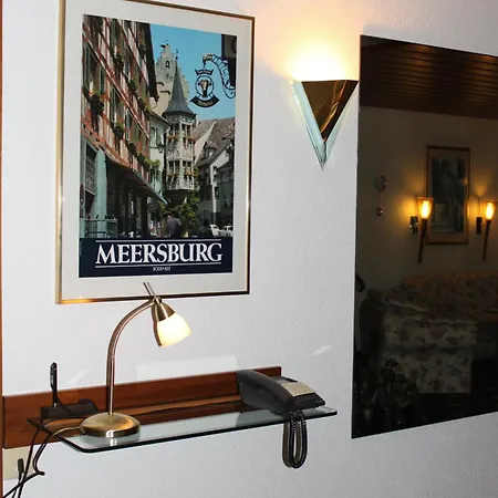 伊甸加尼酒店 3*