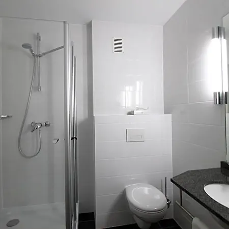 Garni Eden Hotel 3*