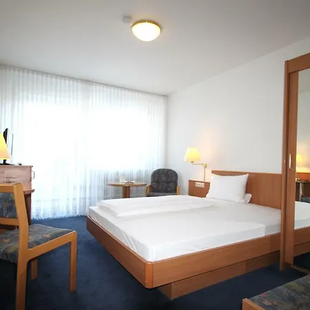 Ξενοδοχείο Garni Eden 3*