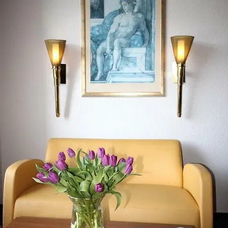 Hotel Garni Eden 3*
