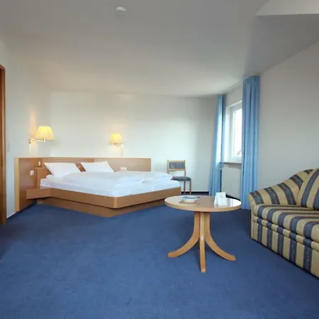 Garni Eden Hotel 3*
